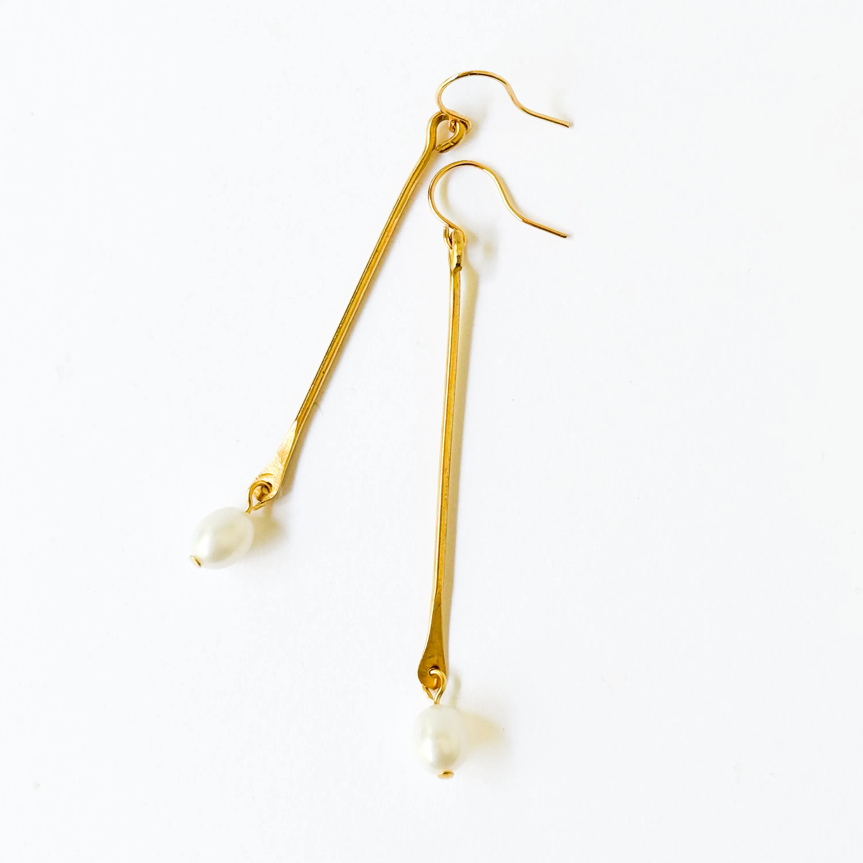 Freshwater Pearl Stick Earrings, Minimalist Pearl Earrings - WS