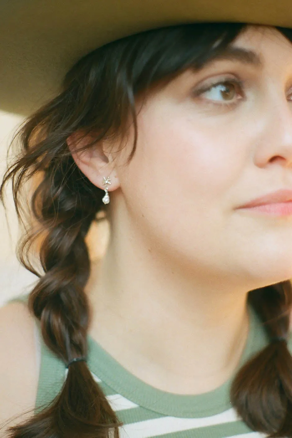 Pearl Daisy Earrings