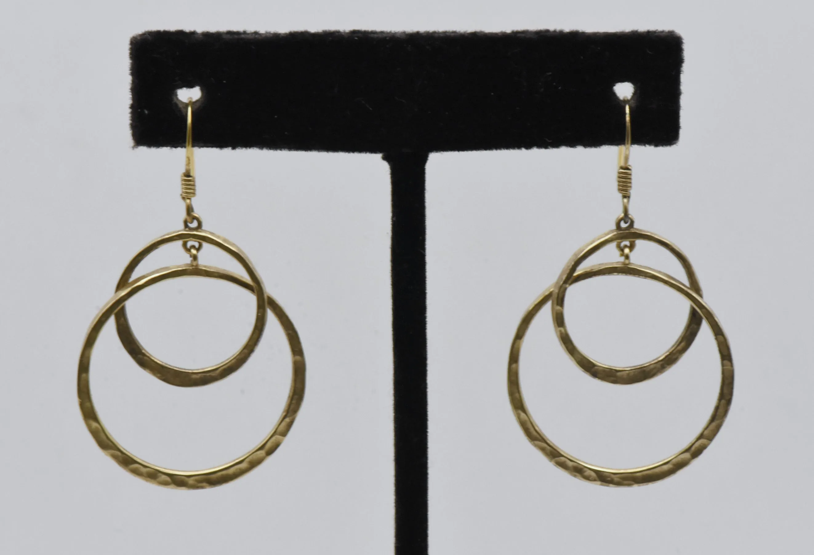 Vintage Gold Tone Sterling Silver Hammered Interlocking Hoop Earrings