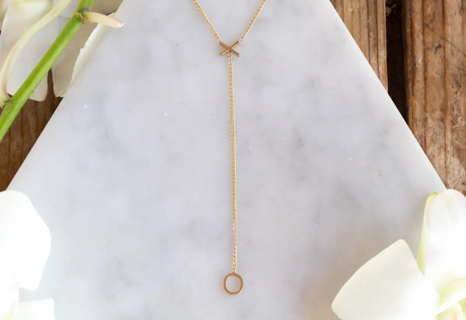 XO' Lariat Necklace